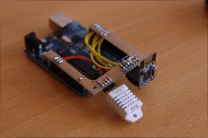 Arduino with nRF24L01 and DHT22